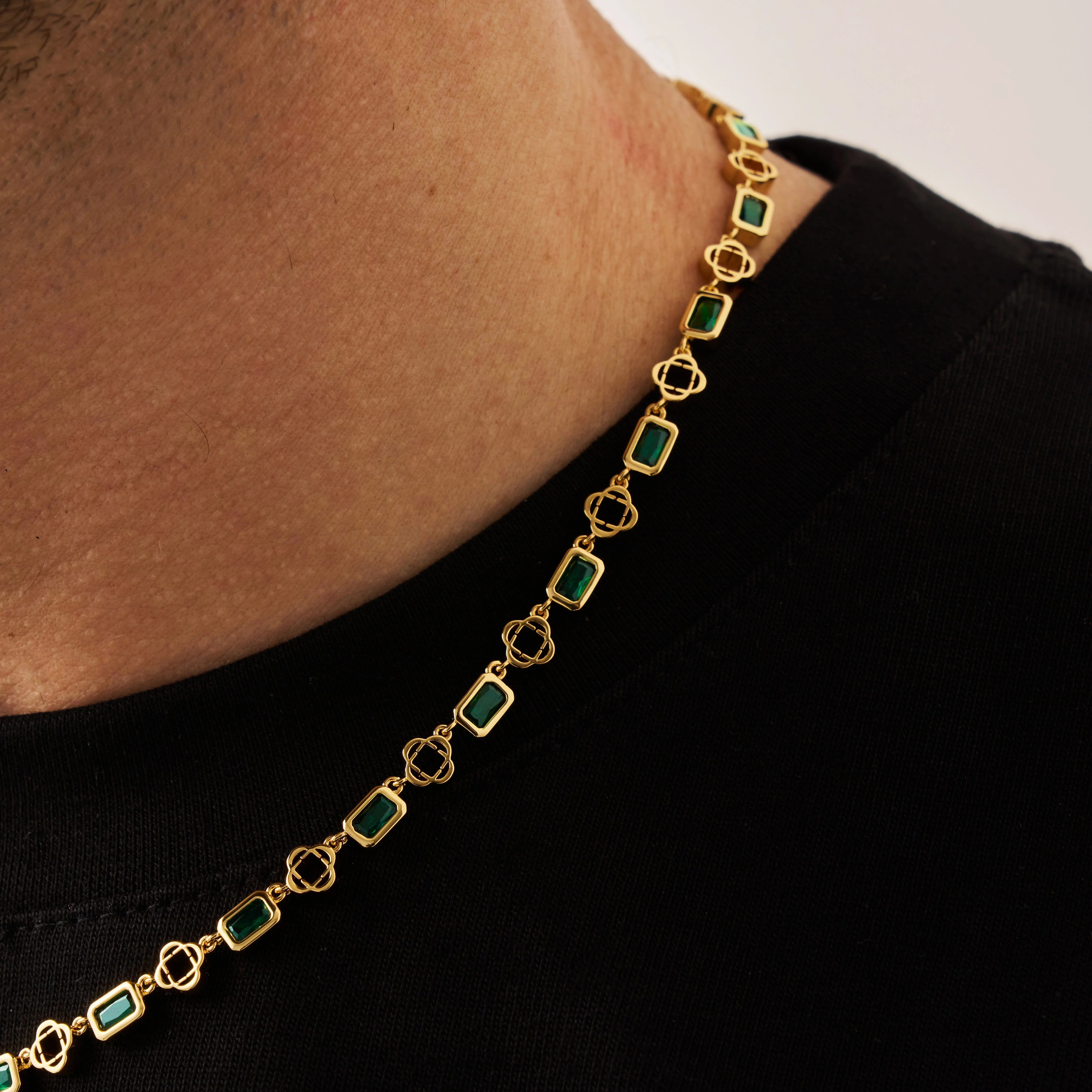 Green Gemstone Clover Necklace (Gold) - Image 4